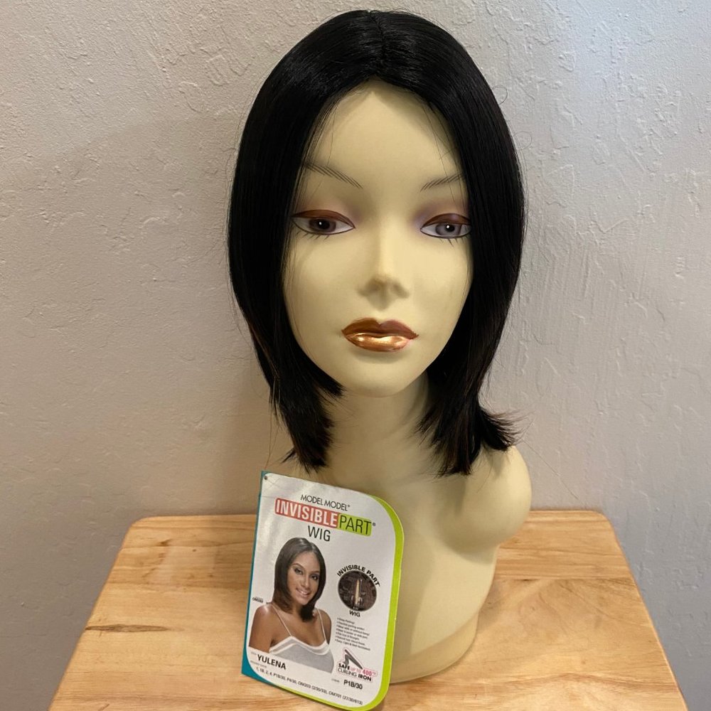 #157A MODEL MODEL INVISIBLE PART WIG